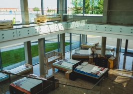 Obchodní centrum DŘEVOČAL s.r.o.